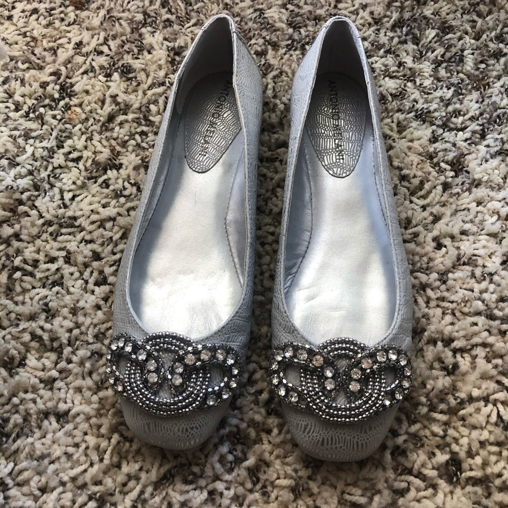 Antonio Melani Decorative Silver Flats Never Worn Size 7